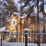 Загородный коттедж из кирпича финский
